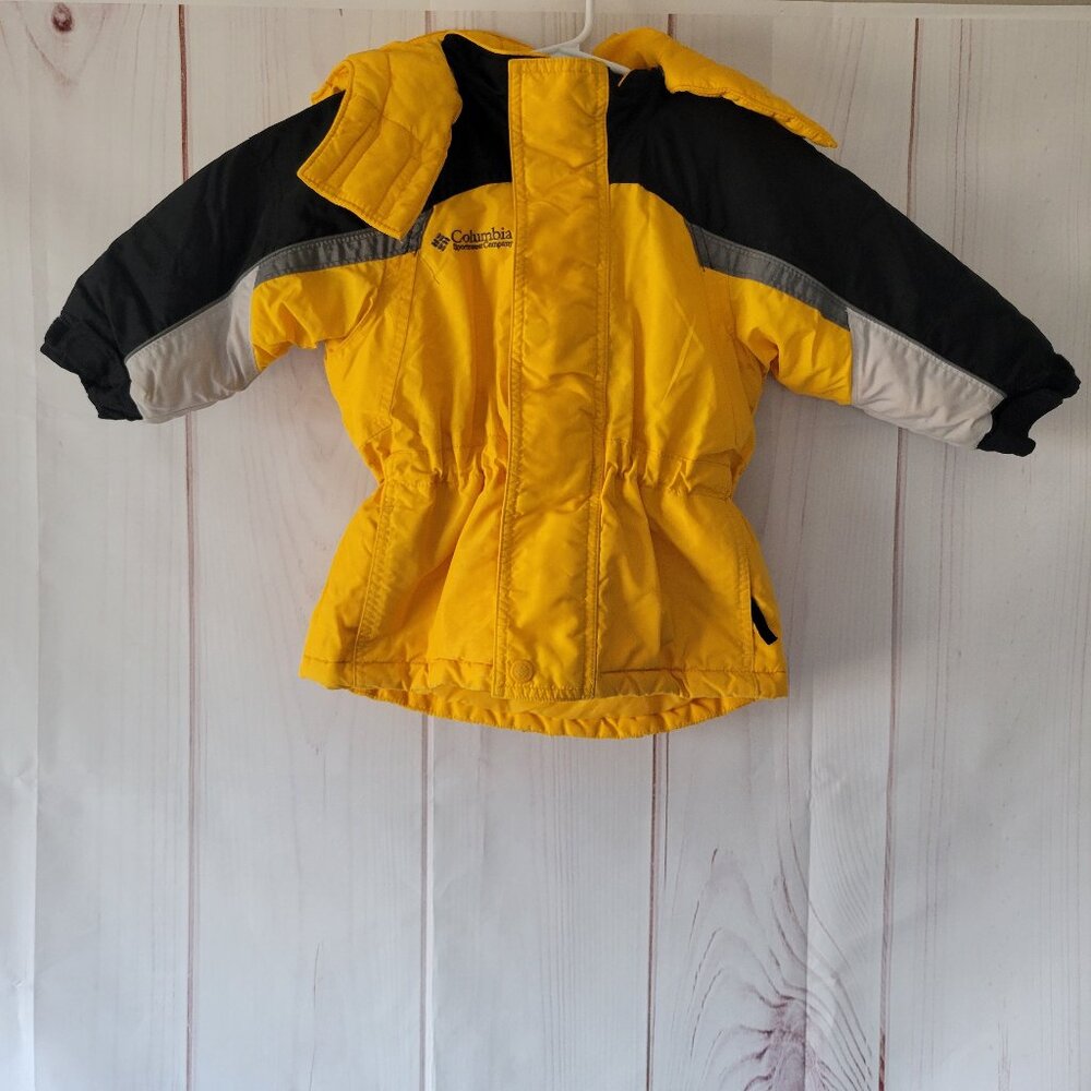 Columbia Kids Winter Jacket, Unisex 2T, Yellow, Removable Hood, Zipper Pockets